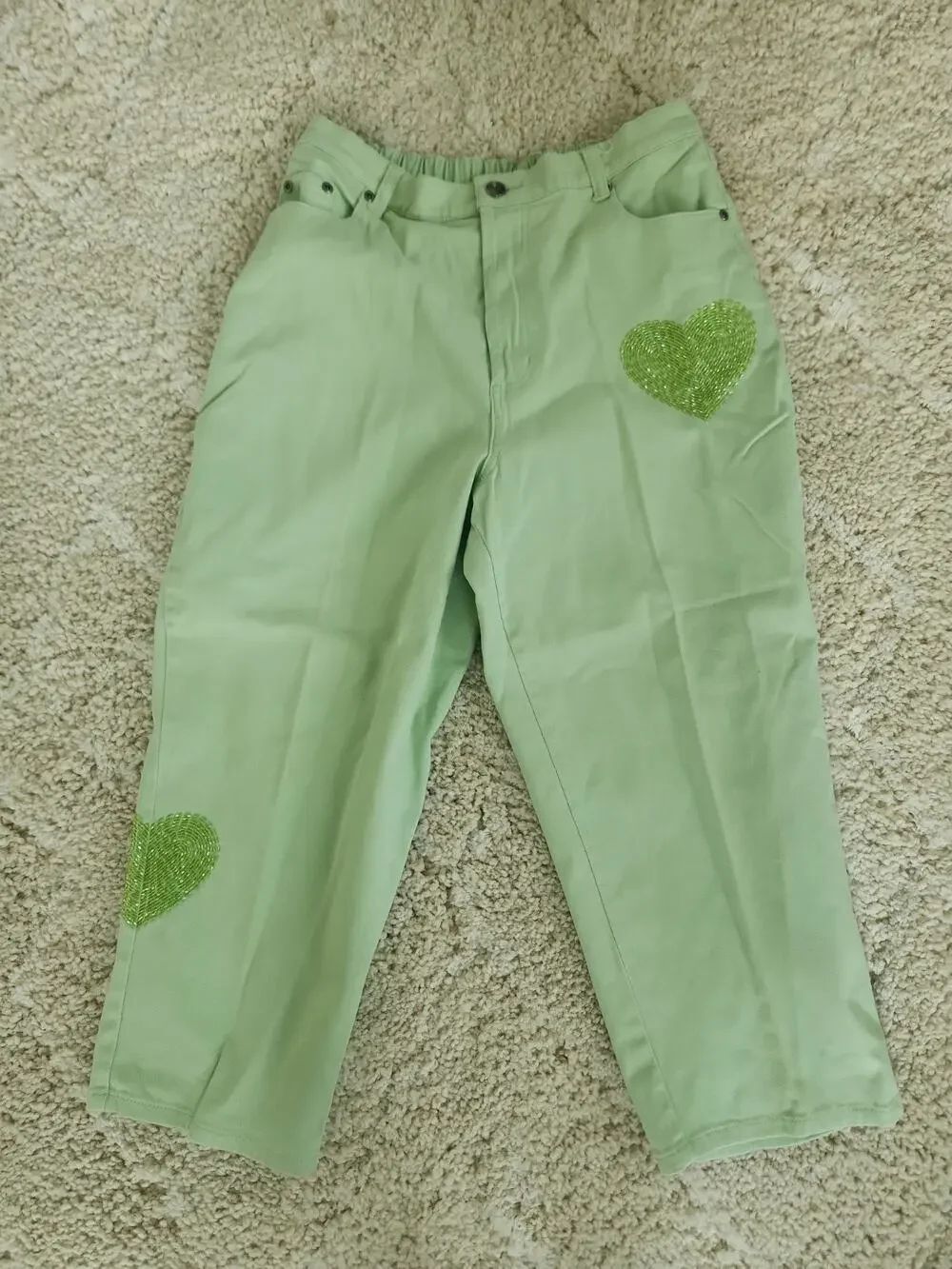 QUACKER FACTORY Green Beaded Hearts Pull On Rhinestone Capris Size M Medium